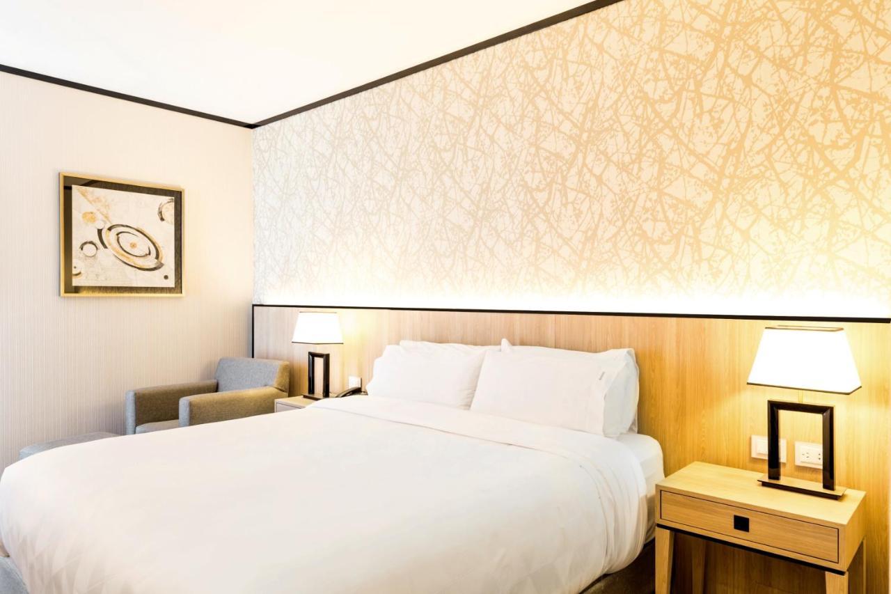 Standard Room,1002822876:JPEG
